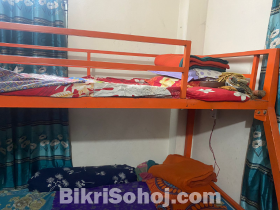 দোতলা ষ্টিলের খাট
